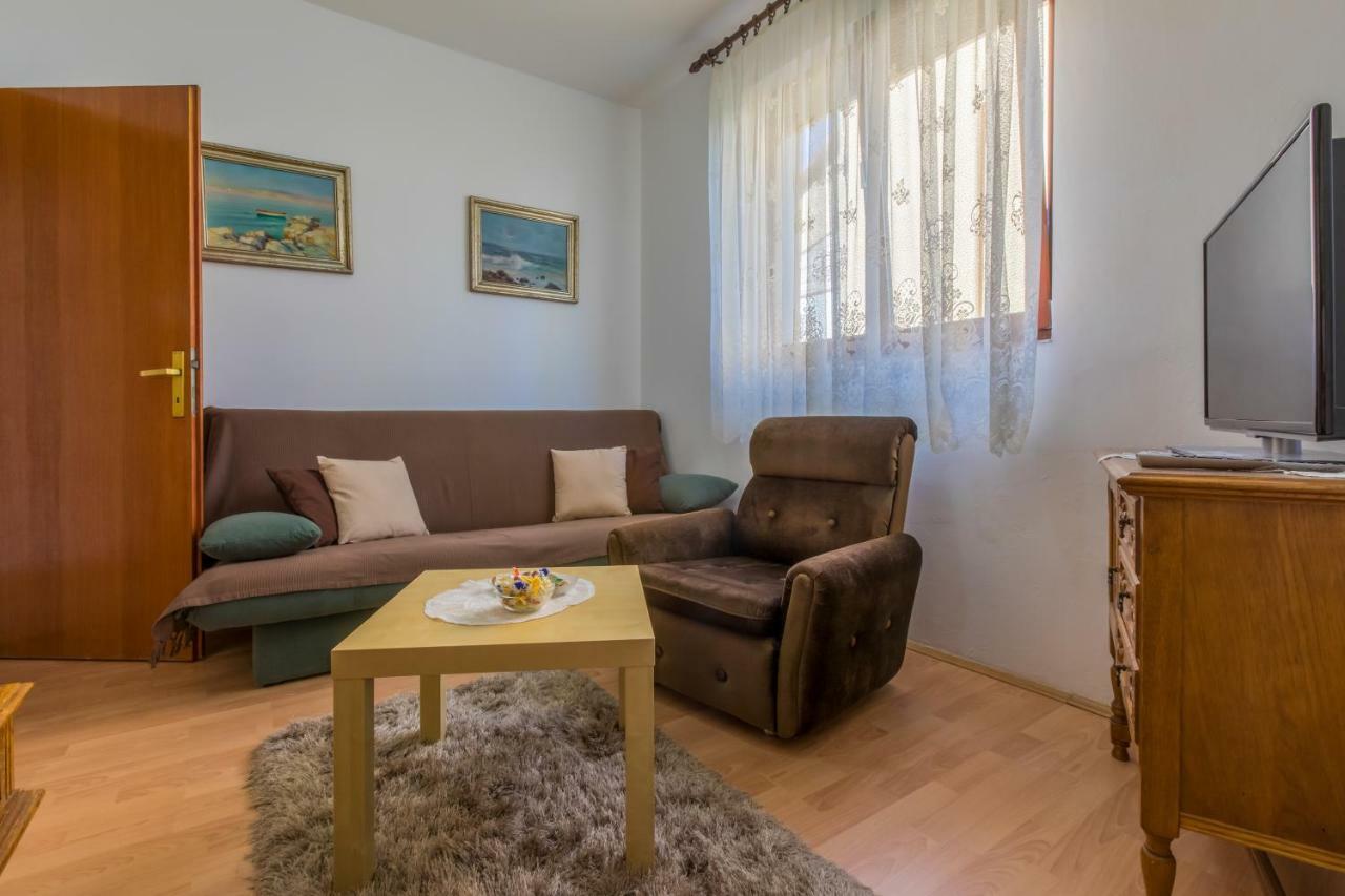 Apartman Laura Селце Екстериор снимка